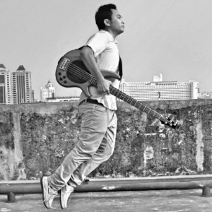 Chaka Priambudi dari Chaka Priambudi