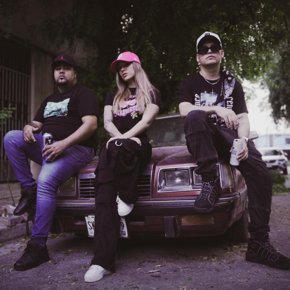 PIENSO (feat. Annie serna & Skntwo) (Explicit)