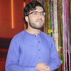 Listen to La Maeen Za Wafa Goram song with lyrics from Waqas Durani