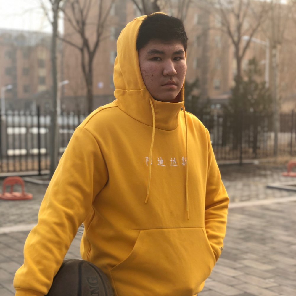 李彧琦