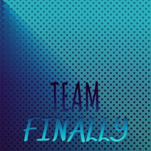 Dengarkan lagu Akhenaten Moro nyanyian Regy Sany dengan lirik