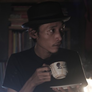 Usman Arrumy的专辑Di Dalam Telepon