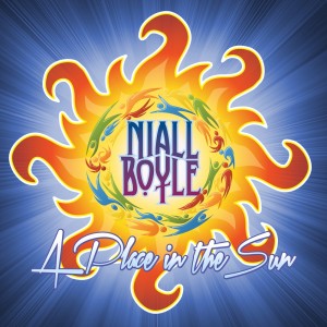Dengarkan lagu Jekyll and Hyde nyanyian Niall Boyle dengan lirik