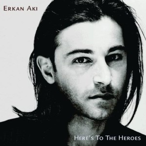 ดาวน์โหลดและฟังเพลง Le temps des cathédrales พร้อมเนื้อเพลงจาก Erkan Aki