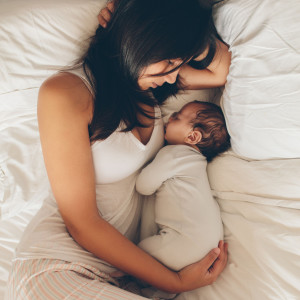 Dreamy Cuddles: A Relaxing Serenade for Baby's Sleep