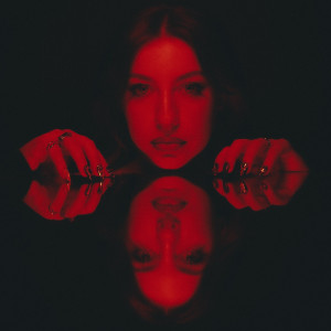 Listen to luna song with lyrics from Garance