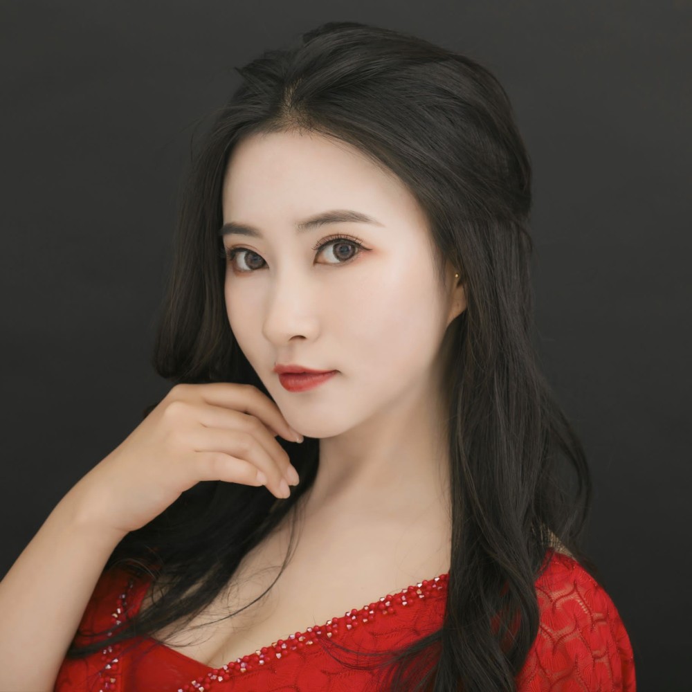 罗玲