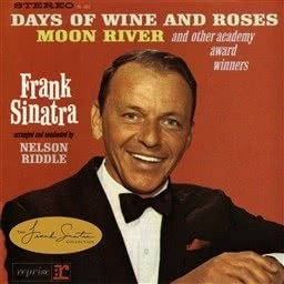 ดาวน์โหลดและฟังเพลง Moon River พร้อมเนื้อเพลงจาก Frank Sinatra
