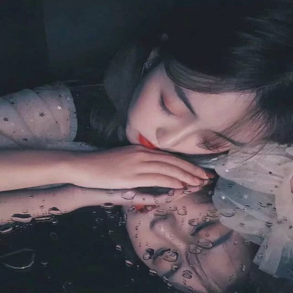因一个人而流出一滴泪 (完整版)