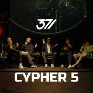 BRUNO REISS的專輯371 CYPHER, Pt. 5 (feat. galeniex, Idus abra, Yam & SERPENTĪNS) [Explicit]