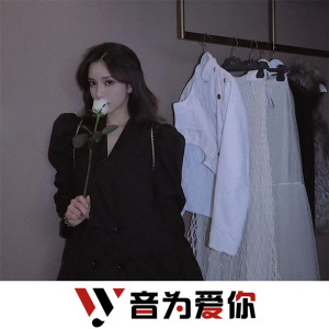 Dengarkan 错位时空 (DJ版) lagu dari MC王子文 dengan lirik