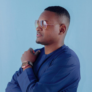 Listen to Revival song with lyrics from Dr Alfons