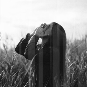 Listen to 그때의 우리 song with lyrics from 김청일