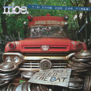 ดาวน์โหลดและฟังเพลง Big World พร้อมเนื้อเพลงจาก moe.