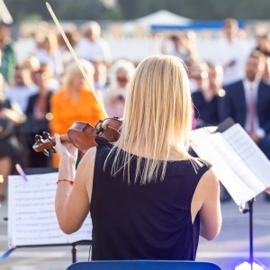 default playlist img