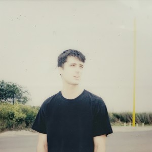 ดาวน์โหลดและฟังเพลง Silver Lining พร้อมเนื้อเพลงจาก Hauskey