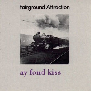 收聽Fairground Attraction的Do You Want To Know A Secret?歌詞歌曲