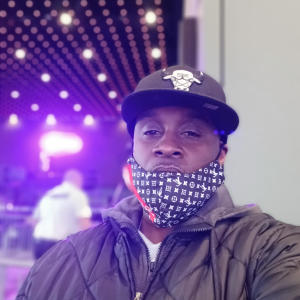 收聽Sha Wolf的Set Trippn (feat. Sha Racks) (Explicit)歌詞歌曲