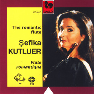 收聽Sefika Kutluer的Sonata for Flute and Piano, FP 164: I. Allegro malinconico歌詞歌曲