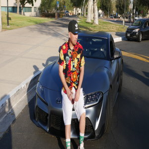 default playlist img