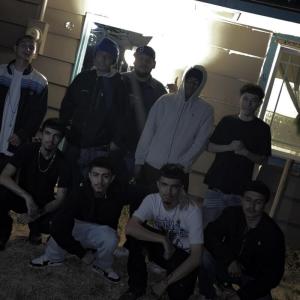 收听Triggers & Slips的Hit Tha Field (Explicit)歌词歌曲