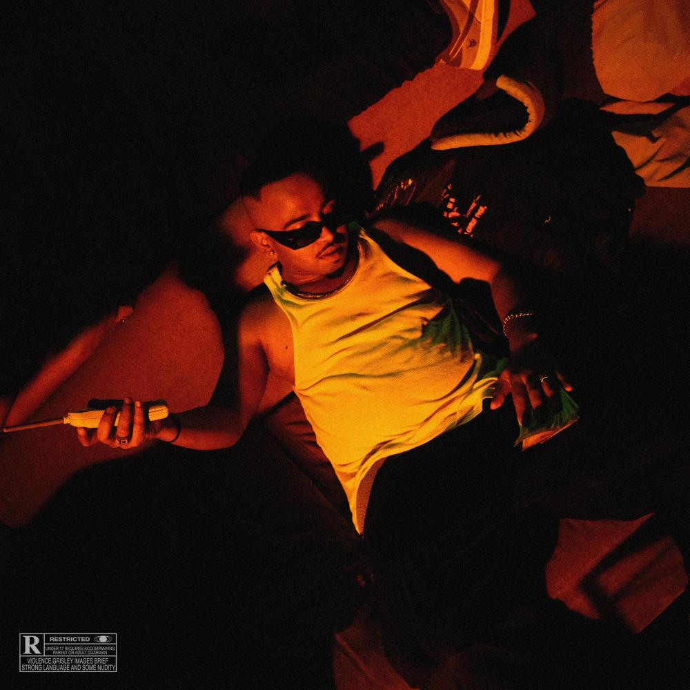 Ring Ring (feat. Devoniàn) (Explicit)