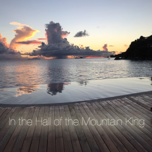 Dengarkan lagu In the Hall of the Mountain King nyanyian In The Hall Of The Mountain King dengan lirik