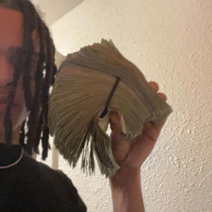Blicka的專輯Robbed a bank (Explicit)