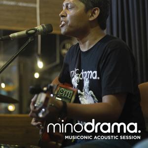 Listen to 8 Tahun (Live) song with lyrics from Minodrama