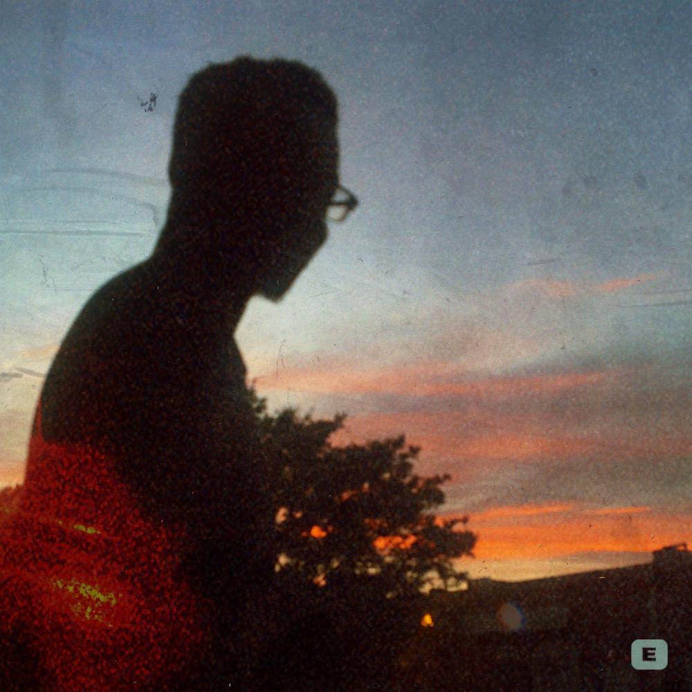 SUMMER, DON'T END (feat. Simi Liadi) (Explicit)