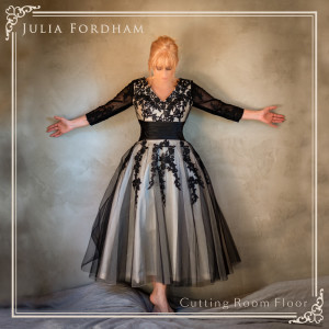 ดาวน์โหลดและฟังเพลง Dream Big พร้อมเนื้อเพลงจาก Julia Fordham
