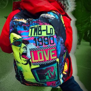 ดาวน์โหลดและฟังเพลง 1990 LOVE พร้อมเนื้อเพลงจาก TMB-Lo