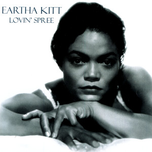 ดาวน์โหลดและฟังเพลง Senor พร้อมเนื้อเพลงจาก Eartha Kitt