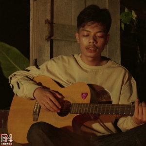 ดาวน์โหลดและฟังเพลง เคาท์ดาวน์ปีนี้ พร้อมเนื้อเพลงจาก Emon74