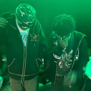 default playlist img