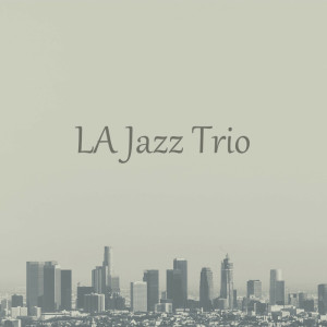 Swing Jazz dari LA Jazz Trio
