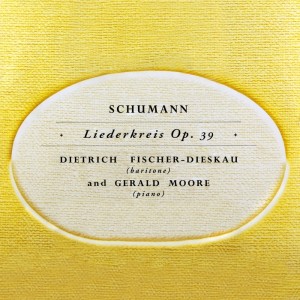 ดาวน์โหลดและฟังเพลง Liederkreis, Op. 39: Intermezzo พร้อมเนื้อเพลงจาก Gerald Moore