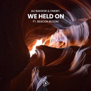收聽Ali Bakgor的We Held On歌詞歌曲