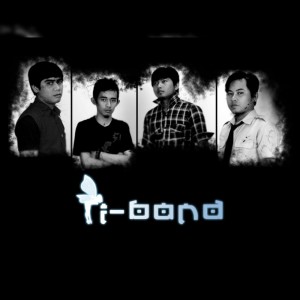 Dengarkan Pujaan Hati lagu dari I~band dengan lirik