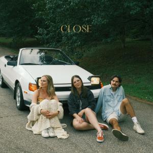 Joey Noyes的專輯Close