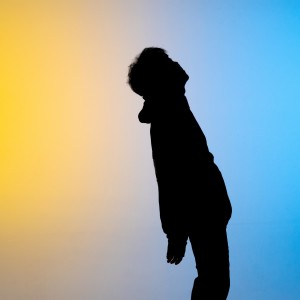 Listen to 가난 (empty) song with lyrics from 오왠