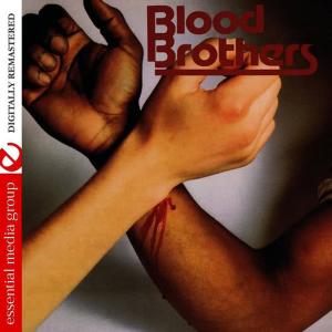 收聽Blood Brothers的Nothing Can Go Wrong歌詞歌曲