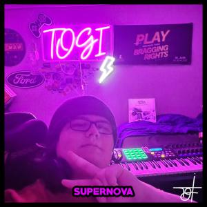 收聽Togi Tunes的SUPERNOVA歌詞歌曲