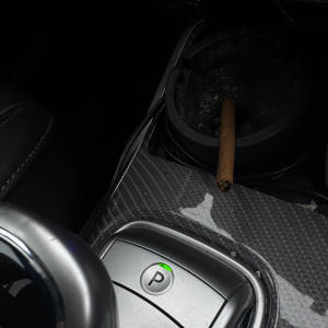 收聽Pbezavy的On and on (feat. Tjaybeenlow & lilric) (Explicit)歌詞歌曲