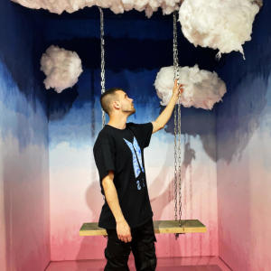 default playlist img