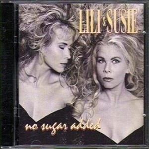 ดาวน์โหลดและฟังเพลง Where Eagles Fly พร้อมเนื้อเพลงจาก Lili & Susie