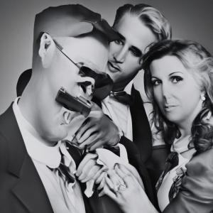 收聽Ataraxia Tu Papi的G Couple歌詞歌曲