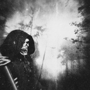 Listen to Свет погасших дней (prod. by Zatochi|Explicit) song with lyrics from Kvneki