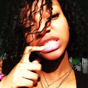 收聽Jad0buckz的Help, I’m Horny (Explicit)歌詞歌曲