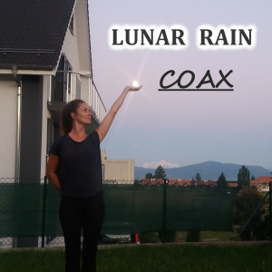 收聽Lunar Rain的Separate歌詞歌曲